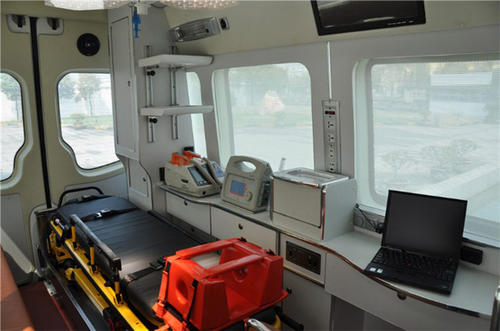 缙云县救护车内部